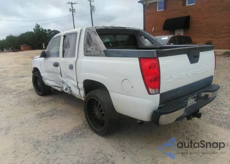 2004 Chevrolet Avalanche 1500 из США, поврежденный, VIN 3GNEC12T14G126533